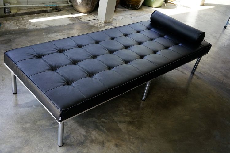 เตียงหนัง ยี่ห้อ MASS รุ่น MAGNET