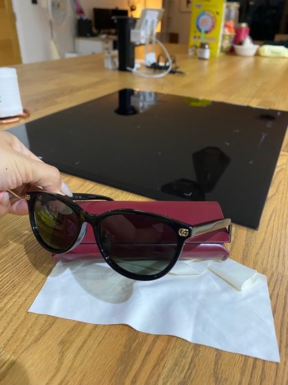 แว่นตากันแดด Gucci  รูปที่ 6