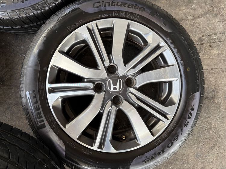 ล้อแม็กขอบ15 HONDA CITY มีรอยตามการใช้งาน พร้อมยางPIRELLI185-60-15 ปี20 รูปที่ 3