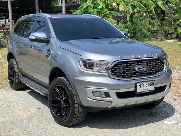 รถ Ford Everest 2.0 Bi-Turbo Titanium+ 4WD สี เทา