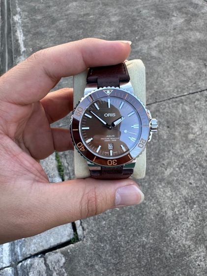 Oris Aquis Date รูปที่ 5