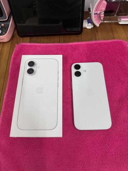 iPhone 16