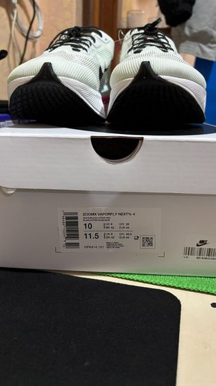 Nike Vaporfly Next 4 10us 44 28cm ของใหม่ ป้ายห้อย ซื้อจากร้าน Avarin รูปที่ 9