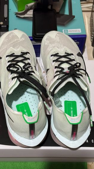 Nike Vaporfly Next 4 10us 44 28cm ของใหม่ ป้ายห้อย ซื้อจากร้าน Avarin รูปที่ 5