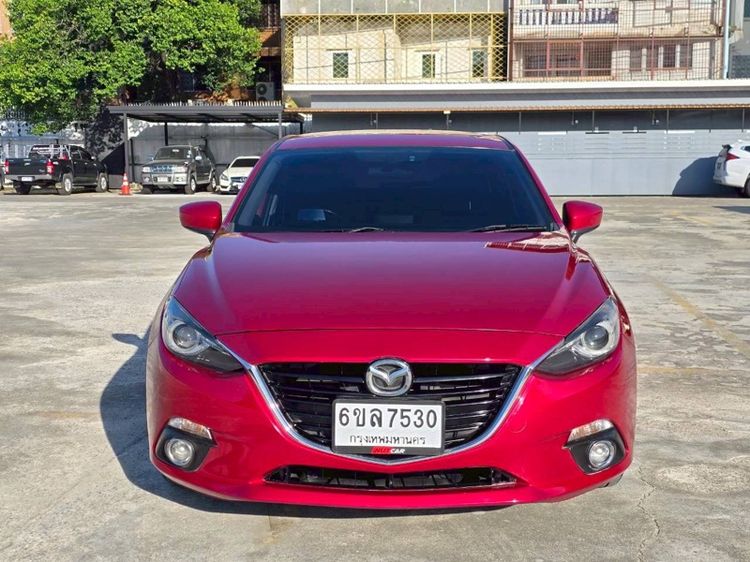 รถ Mazda Mazda3 2.0 SP สี แดง