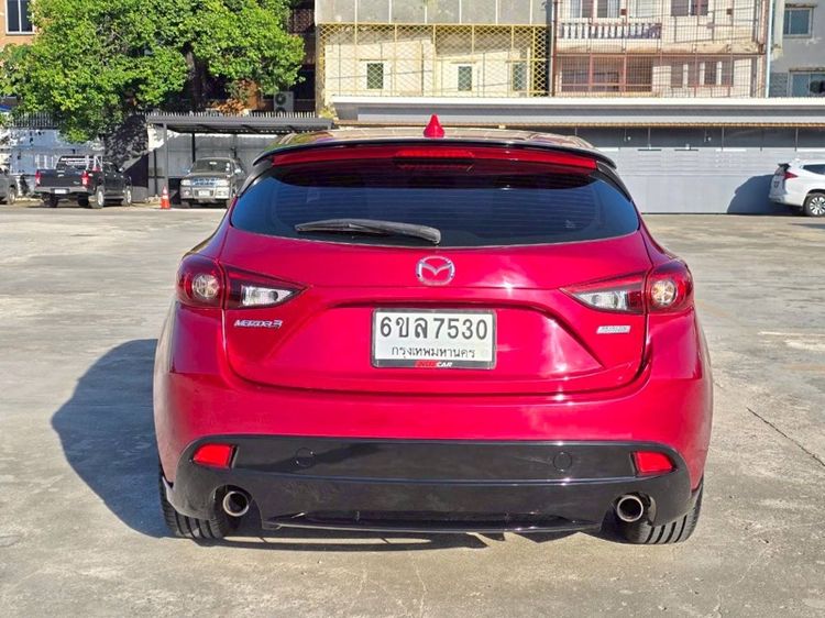 Mazda Mazda3 2015 2.0 SP เบนซิน เกียร์อัตโนมัติ แดง รูปที่ 2