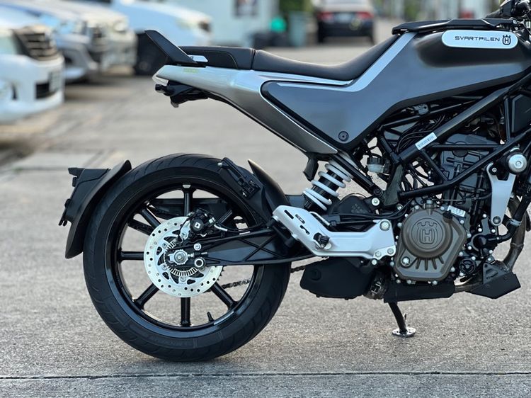 Husqvarna Svartpilen200 สวยจัด 800km รูปที่ 17