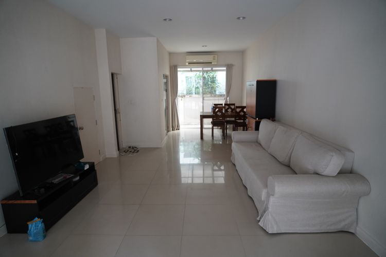 AP (Thailand) ตกแต่งครบ 2016 ให้เช่าทาวน์โฮม “กลางเมือง ศรีนครินทร์ S-Sense” ซอยศรีนครินทร์ 46-1 ตรงข้ามพาราไดซ์พาร์ค รถไฟฟ้าสายสีเหลือง รูปที่ 4