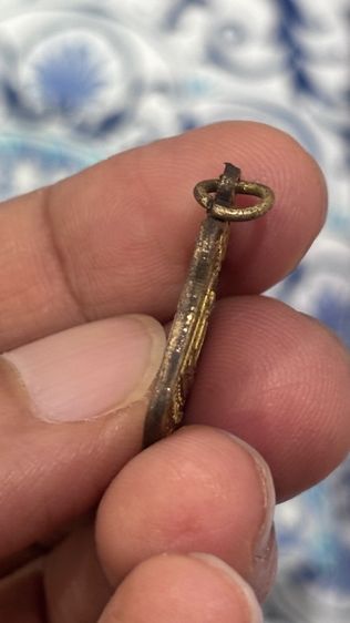 เหรียญแจกทาน หลวงพ่อพรหม รุ่นสร้างศาลเจ้าแม่ทับทิมตาคลี ปี 2554 รูปที่ 7