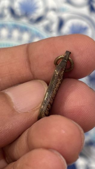 เหรียญแจกทาน หลวงพ่อพรหม รุ่นสร้างศาลเจ้าแม่ทับทิมตาคลี ปี 2554 รูปที่ 8