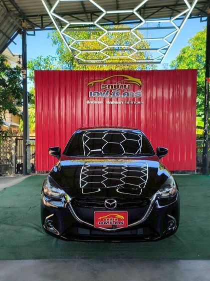 Mazda Mazda 2 2019 1.3 High Plus Sedan เบนซิน ไม่ติดแก๊ส เกียร์อัตโนมัติ ดำ รูปที่ 2