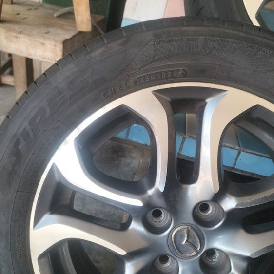 ยางพร้อมแม็กสภาพดีไม่บวมไม่ปะ เดิมติดรถขนาด18560R16 รูปที่ 2