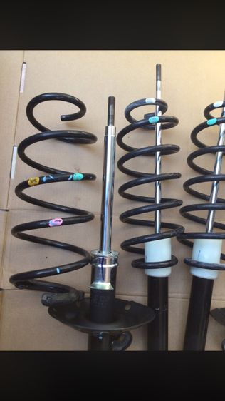 โช๊ค เดิม หน้า หลัง HONDA jazz GK City ปี 2013 ถึง 2018 รูปที่ 4