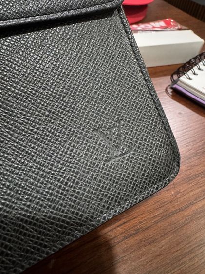 louis vuitton lv clutch  รูปที่ 2