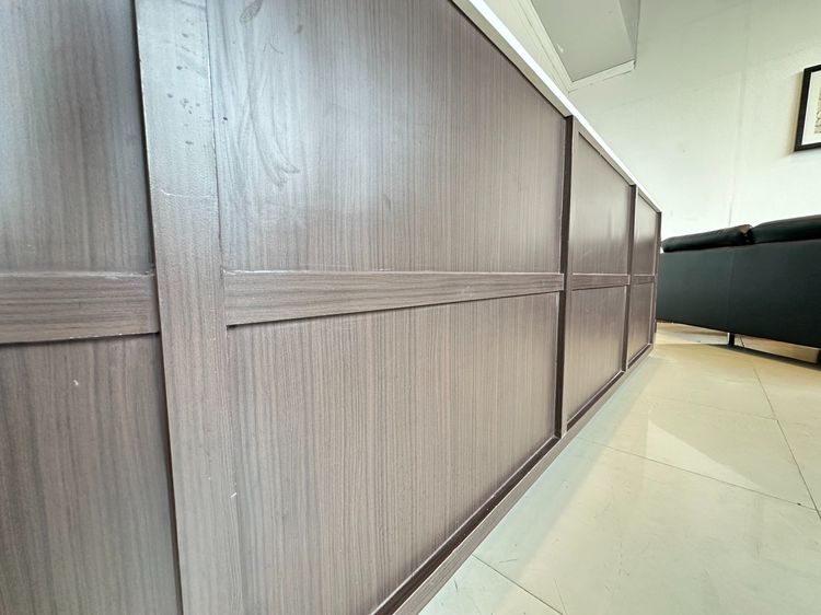 เคาน์เตอร์ 3 ช่องวางของ ท็อปหินอ่อนเทียมสีขาว โครงไม้ MDF สีน้ำตาล รูปที่ 12