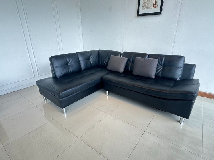 โซฟาเข้ามุม เบาะหนัง PU สีดำดึงดุม โครงไม้ MDF ขาเหล็ก  รูปที่ 3