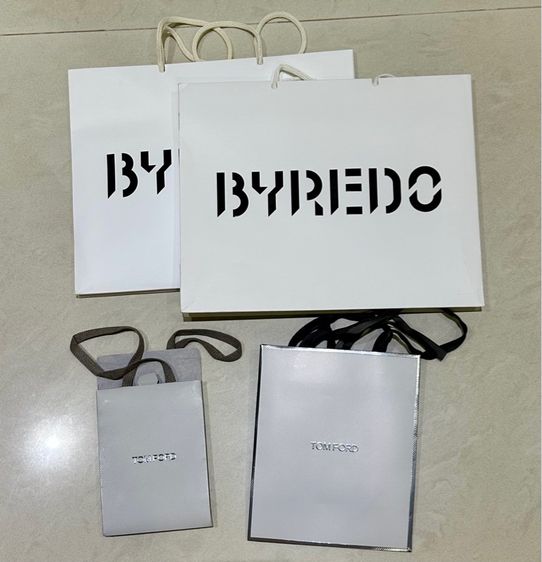 ถุงกระดาษ CELINE รูปที่ 9