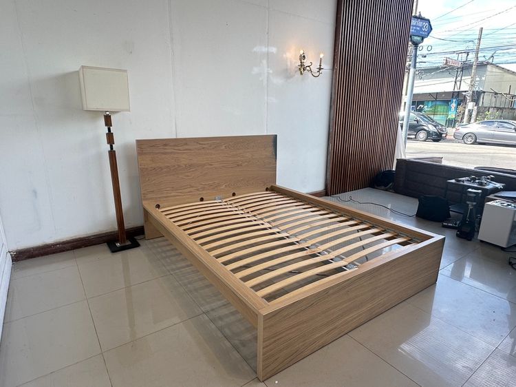 เตียง 5 ฟุต แบรนด์ IKEA รุ่น MALM  รูปที่ 2