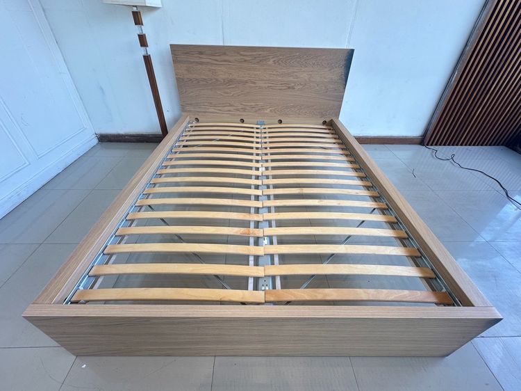 เตียง 5 ฟุต แบรนด์ IKEA รุ่น MALM  รูปที่ 8