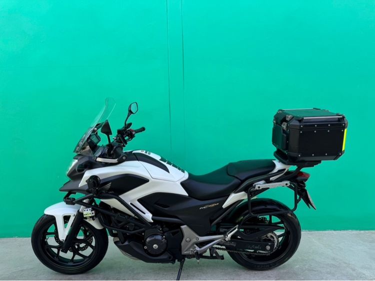Honda Nc750 สีขาว ปี14จด16 วิ่ง20,000โล รถมือเดียว เกียร์DCT รูปที่ 18