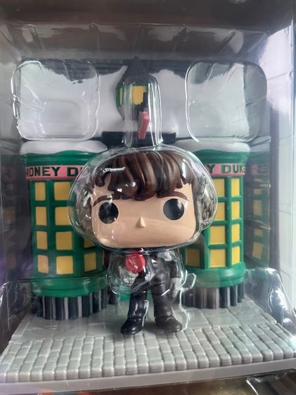 Harry Potter Funko Pop Deluxe 155 ชุดฤดูหนาวถืออมยิ้มสภาพสวยเดิมในกล่อง รูปที่ 3