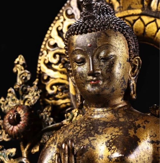 🕉️ พระพุทธรูปปางประทับยืนเนื้อสัมฤทธิ์ปิดทอง รูปที่ 2