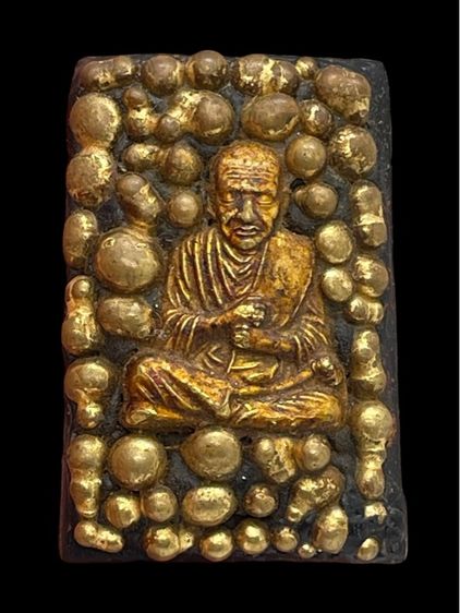 ขายแล้ว พระสมเด็จพิมพ์ใหญ่ ซุ้มครอบแก้วลายไทย เนื้อเมกะพัด – หลังฝังแร่ทอง พร้อมสมเด็จโตลงรักปิดทอง ผิวเดิมสวย  รูปที่ 3