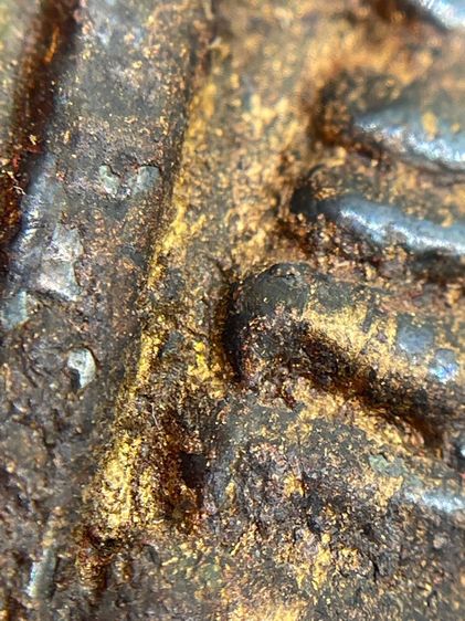 ขายแล้ว พระสมเด็จพิมพ์ใหญ่ ซุ้มครอบแก้วลายไทย เนื้อเมกะพัด – หลังฝังแร่ทอง พร้อมสมเด็จโตลงรักปิดทอง ผิวเดิมสวย  รูปที่ 11