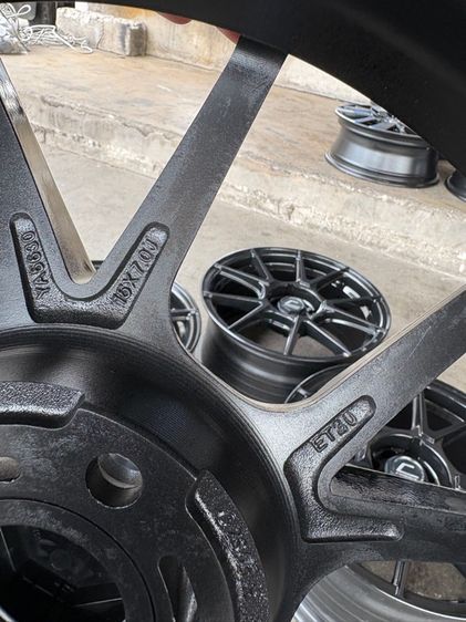 ล้อแม็กขอบ15 COSMIS 4รู100 กว้าง7 ออฟ30 สีดำเงา งานไทย สภาพสวยมากๆ (ล้อทำสีมาใหม่เพื่อความสวยงาม ไม่มีซ่อม) รูปที่ 8