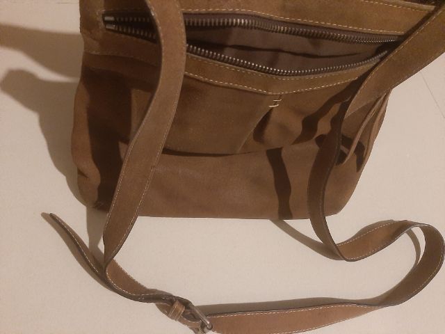 กระเป๋าหนังแท้ รูปที่ 3