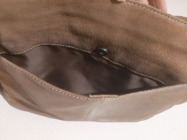 กระเป๋าหนังแท้ รูปที่ 2