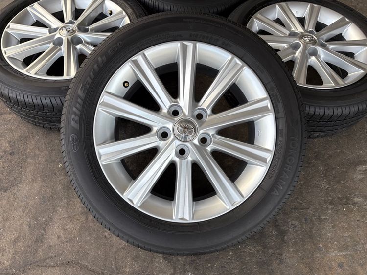 ล้อแม็กขอบ17 TOYOTA CAMRY (ล้อทำสีมาใหม่เพื่อความสวยงาม ไม่มีซ่อม) พร้อมยางYOKOHAMA215-55-17 ปี23 ปีแท้ รูปที่ 2