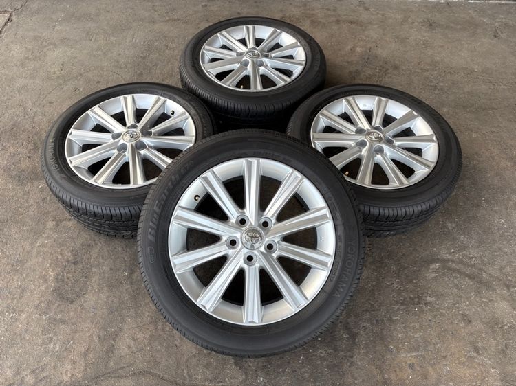 17" ล้อแม็กขอบ17 TOYOTA CAMRY (ล้อทำสีมาใหม่เพื่อความสวยงาม ไม่มีซ่อม) พร้อมยางYOKOHAMA215-55-17 ปี23 ปีแท้