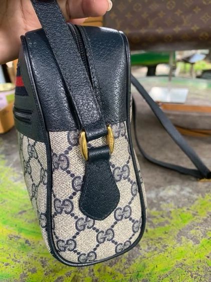 Gucci monogram crossbody bag รูปที่ 3