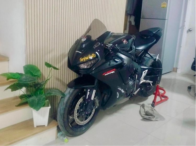 HONDA CBR1000RR ปี 2018 รูปที่ 3