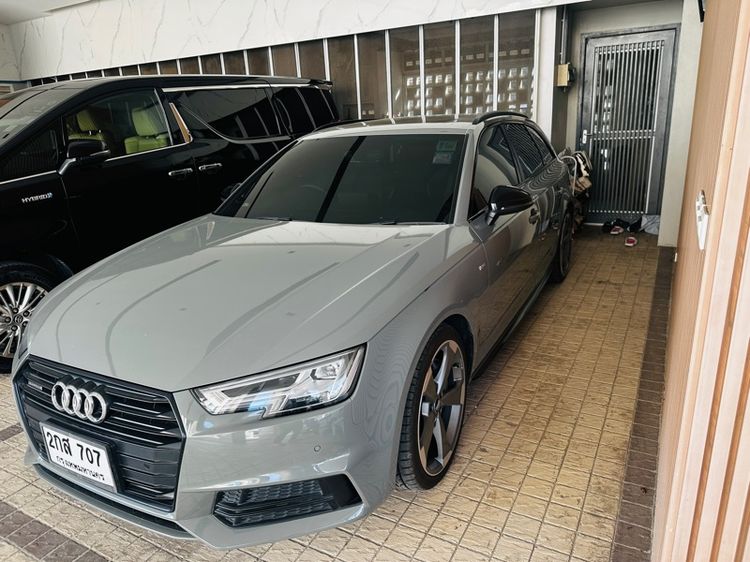 Audi Audi A4  2018 2.0 Sedan เบนซิน ไม่ติดแก๊ส เกียร์อัตโนมัติ เทา รูปที่ 2