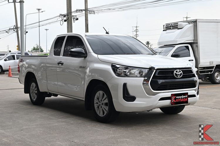 Toyota Hilux Revo 2023 2.4 Z Edition Entry Pickup ดีเซล ไม่ติดแก๊ส เกียร์อัตโนมัติ ขาว