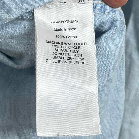 เสื้อยีนส์ DENIM SUPPLY by RALPH LAUREN กระเป๋าอกซ้าย แท้ 💯 size วัดจริงขนาด อก 19.5 ยาว 28 นิ้ว สภาพดีสีเฟดสวย ดีเทลสวย สีผ้าสวย รูปที่ 4