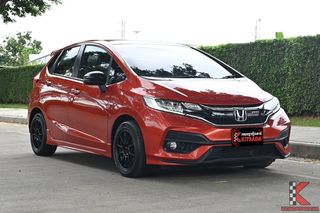 รถเก๋ง Honda Jazz 1.5 RS มือสอง ปี 2019 ตัวพิเศษ Minor Change สีส้มหายาก ไมล์แท้ 8X,XXX km. (รหัสสินค้า  GEDE)