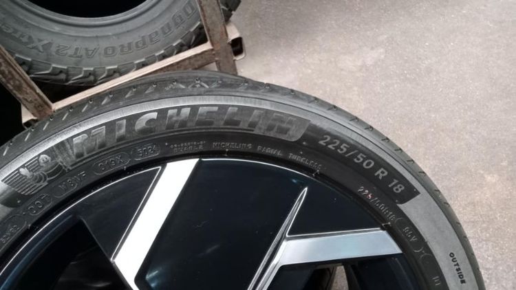 ล้อมิตซูบิชิขอบ18 5รู114 พร้อมยาง รูปที่ 3