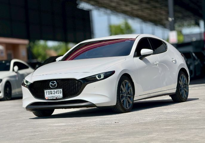 รถ Mazda Mazda3 2.0 SP Sports สี ขาว