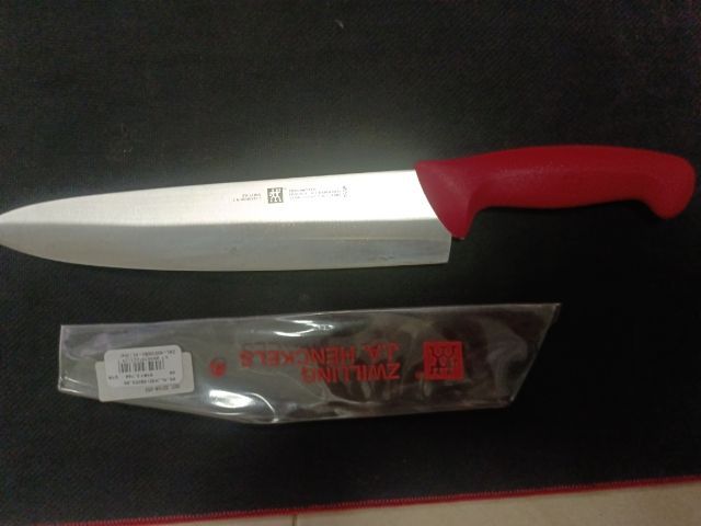 มีดคนคู่ Zwilling J.A.henckels รุ่น Sense L     สีแดง