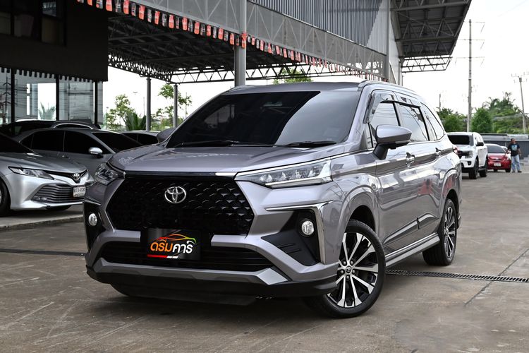 รถ Toyota Veloz 1.5 Premium สี เทา