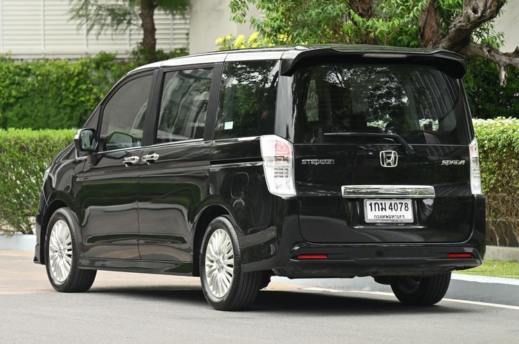 Honda Stepwagon 2013 2.0 JP Van เบนซิน ไม่ติดแก๊ส เกียร์อัตโนมัติ ดำ รูปที่ 3