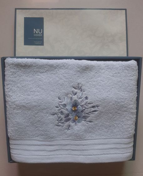 ผ้าเช็ดตัวผืนใหญ่ NU cover