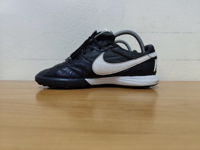 Nike ร้อยปุ่ม Premier 2 tf 40.5 25.0 แท้ มือสอง รูปที่ 4