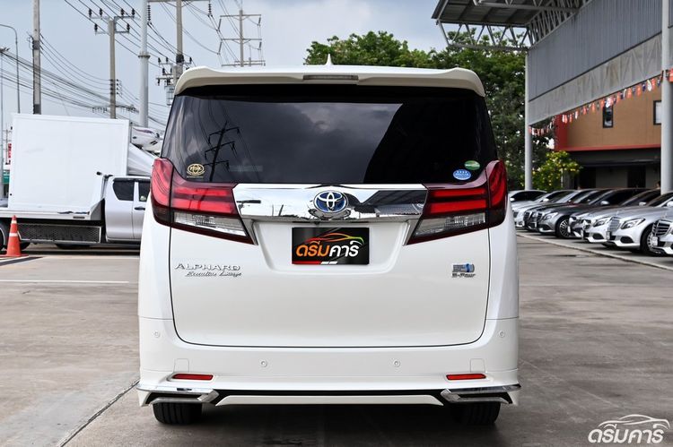 Toyota Alphard 2017 2.5 Executive Lounge Hybrid E-Four 4WD Van ไฮบริด ไม่ติดแก๊ส เกียร์อัตโนมัติ ขาว รูปที่ 4