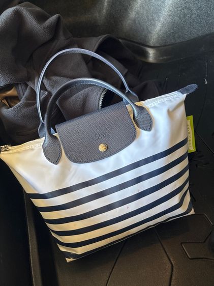 Longchamp s short แท้ มือสอง