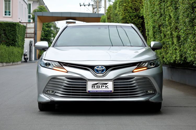 Toyota Camry 2021 2.5 Hybrid Sedan ไฮบริด ไม่ติดแก๊ส เกียร์อัตโนมัติ เทา รูปที่ 2