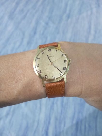 Corum solid gold18k  รูปที่ 2